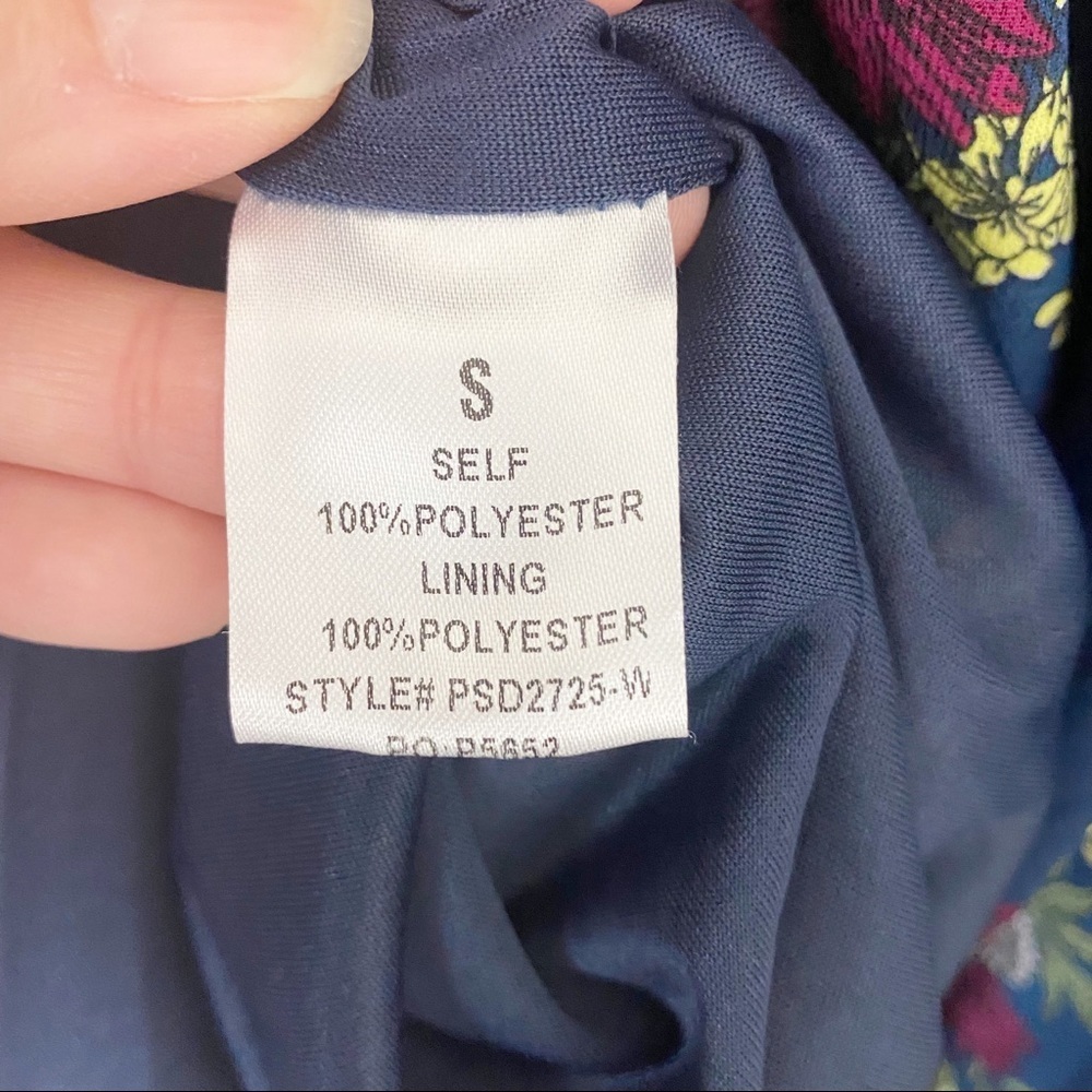 WREN & IVORY Blue Floral Short Sleeve Button-Front Maxi Dress Size Small - Picture 9 of 10
